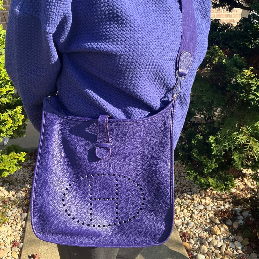 Hermes Evelyne Gen III GM crossbody bag - Picture 9 of 9